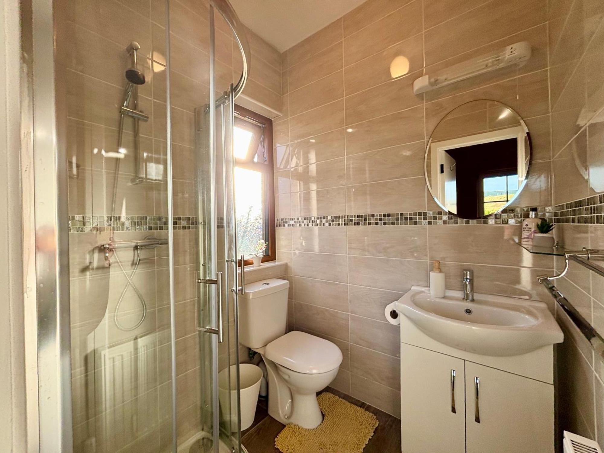Ocean View Guestrooms ดูลิน ห้อง รูปภาพ